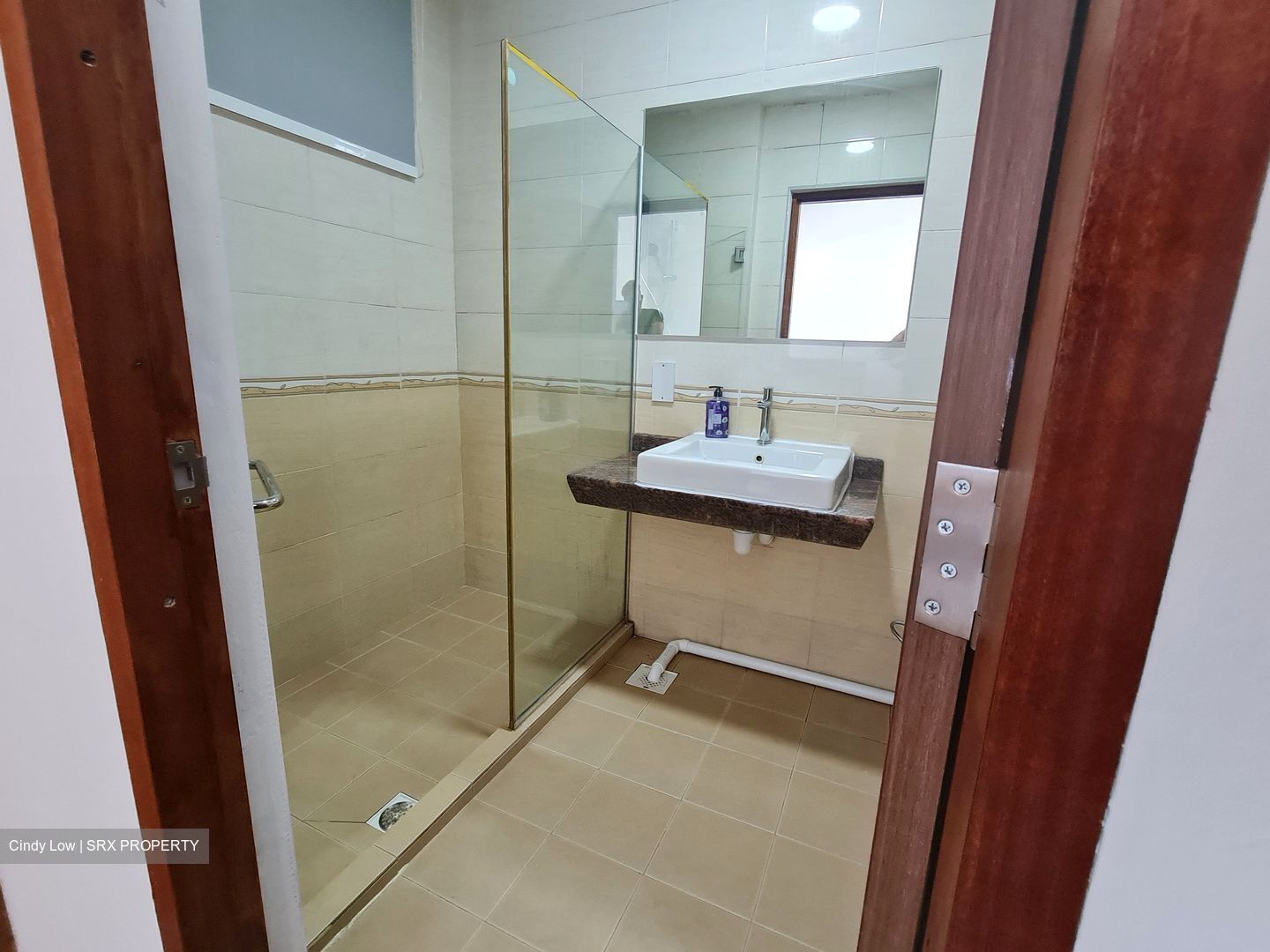 Pasir Panjang Road (D5), Terrace #390597661